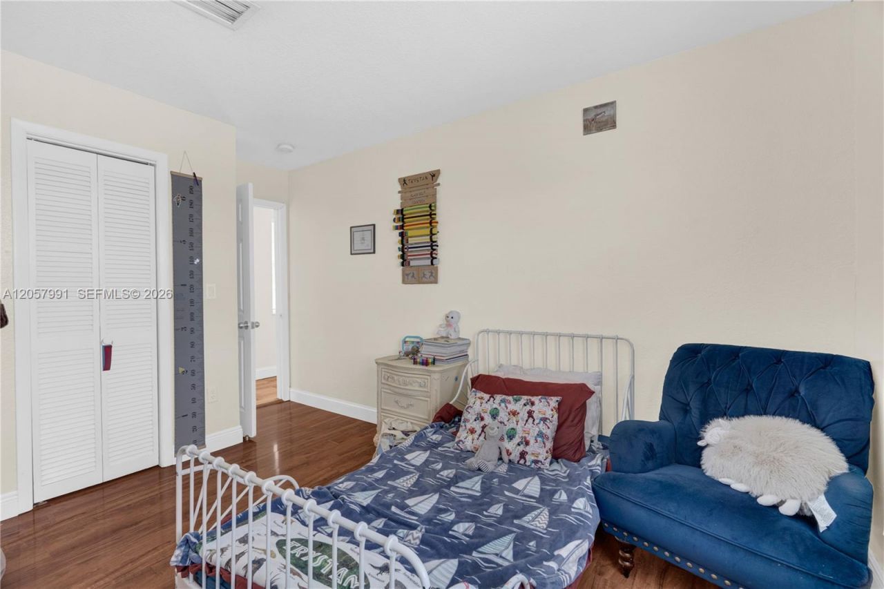 2204 SW 11th Ter, Miami, FL 33135 Photo