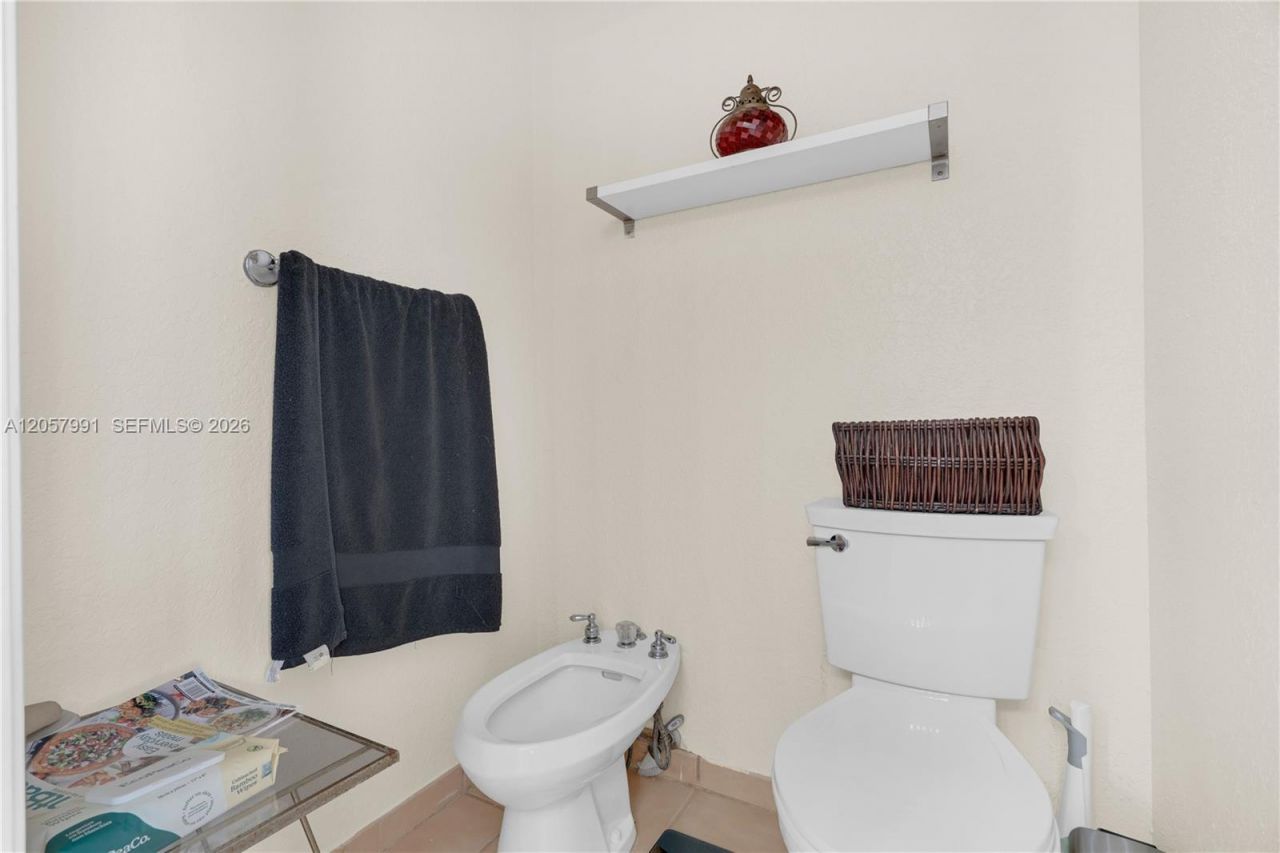 2204 SW 11th Ter, Miami, FL 33135 Photo