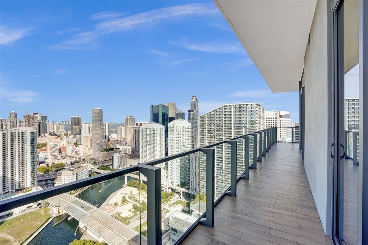 88 SW 7th St , Unit 4011, Miami, FL 33130 Photo