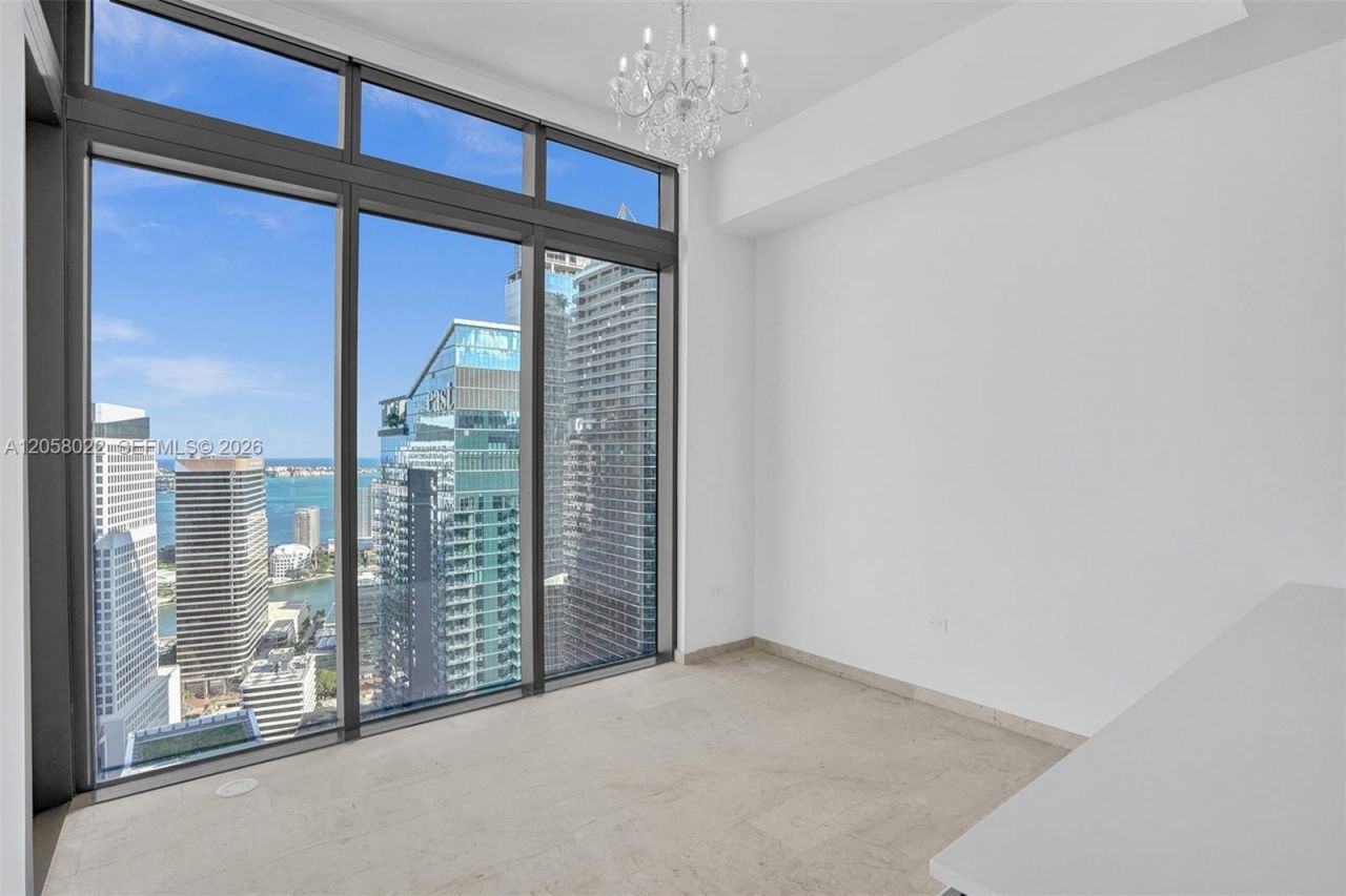 88 SW 7th St , Unit 4011, Miami, FL 33130 Photo