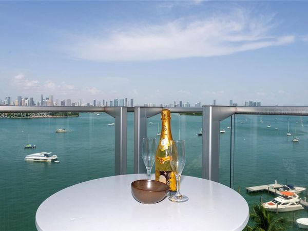 1100 West Ave , Unit 1016, Miami Beach, FL 33139