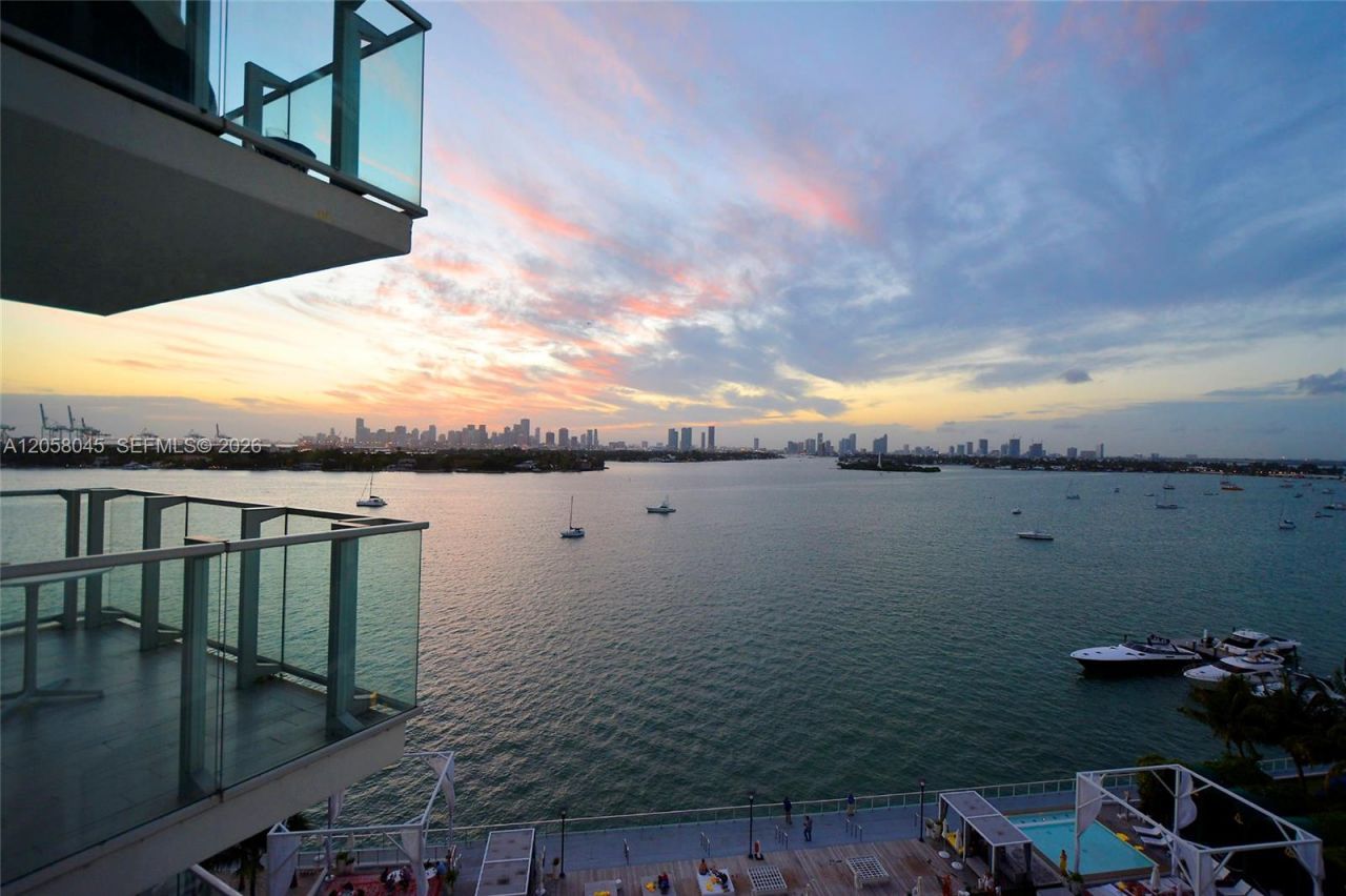 1100 West Ave , Unit 1016, Miami Beach, FL 33139 Photo