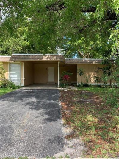 7911 NW 75th Ave, Tamarac, FL 33321 Photo