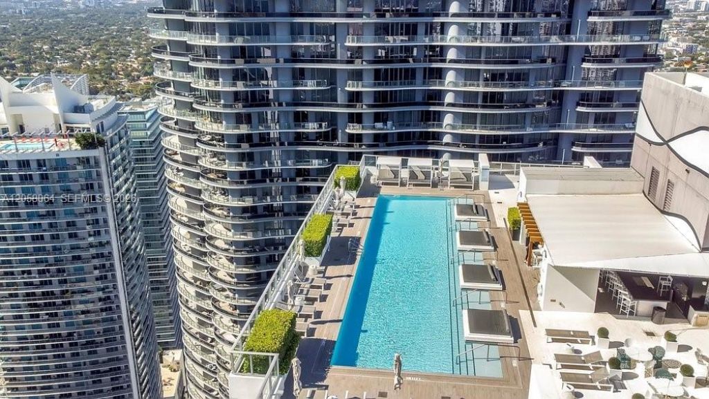 1010 Brickell Ave, Unit 1810, Miami, FL 33131 Photo