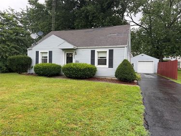 2358 Clark Avenue, Alliance, OH 44601