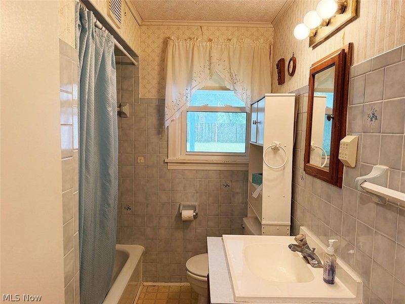 2358 Clark Avenue, Alliance, OH 44601 Photo 18