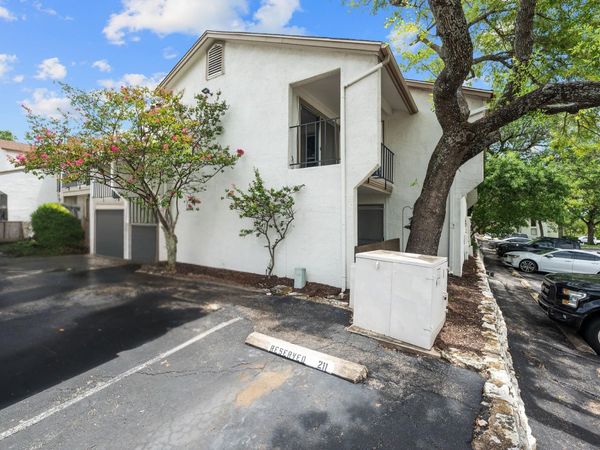 6910 Hart LN, Unit 211, Austin, TX 78731