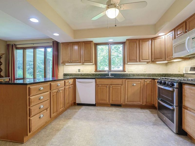 2727 Wellsford Lane, Springfield, OH 45503 Photo 19