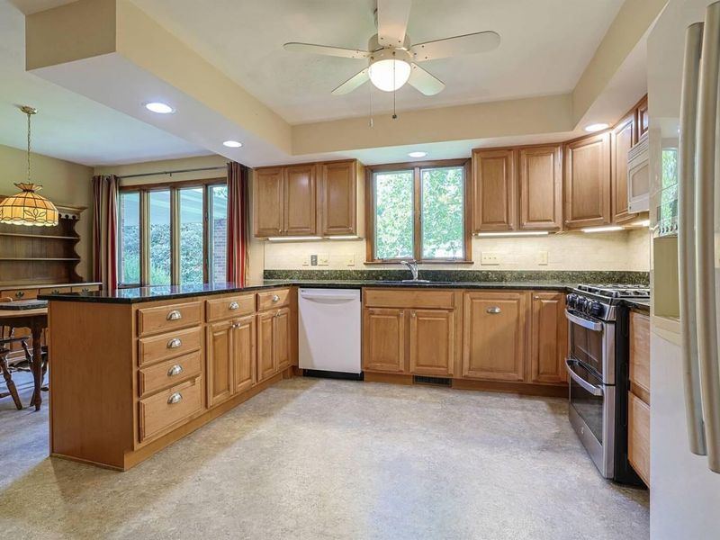 2727 Wellsford Lane, Springfield, OH 45503 Photo 20