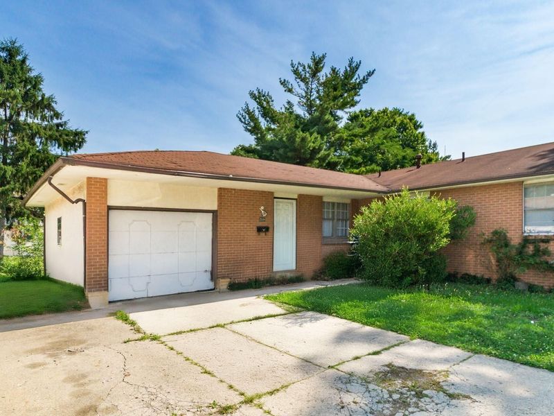 2120-2122 Jewett Drive, Columbus, OH 43229 Photo 2