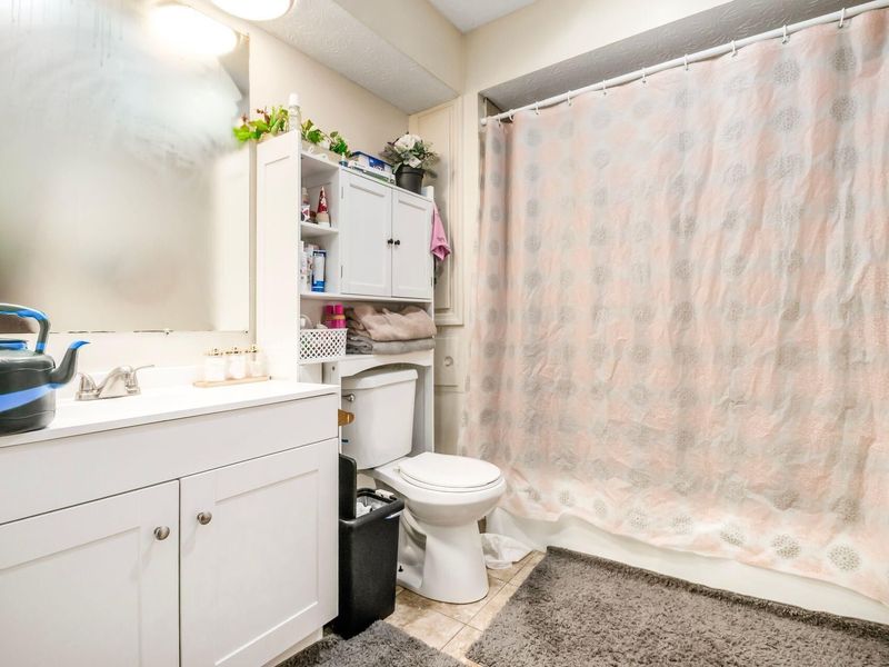 2120-2122 Jewett Drive, Columbus, OH 43229 Photo 45