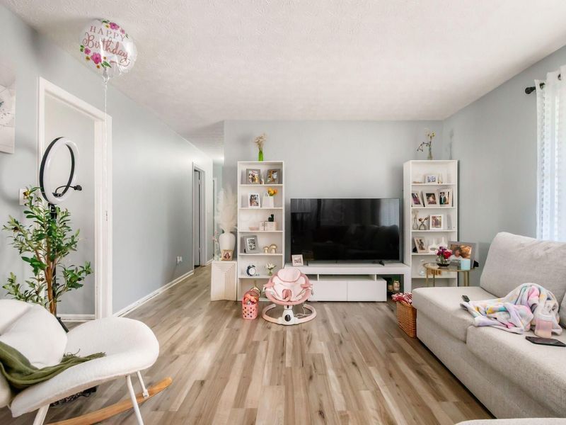 2120-2122 Jewett Drive, Columbus, OH 43229 Photo 7