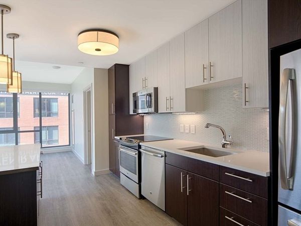 1 Canal St., Unit 1038, Boston, MA 02114