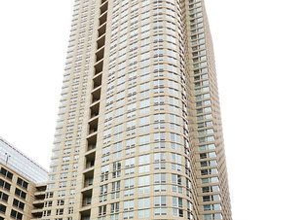 345 N LaSalle Drive , Unit 2004, Chicago, IL 60654
