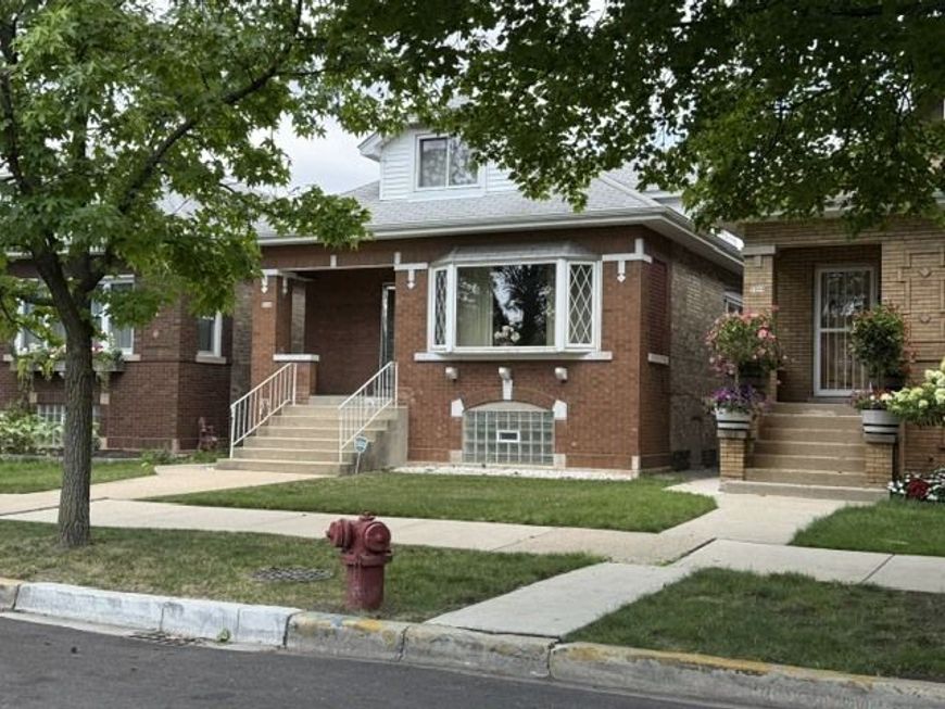 Main Photo