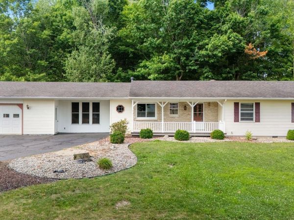 820 W Dogwood Drive, Columbia City, IN 46725
