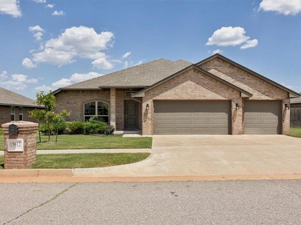 15612 W Vermillion Drive, Edmond, OK 73013