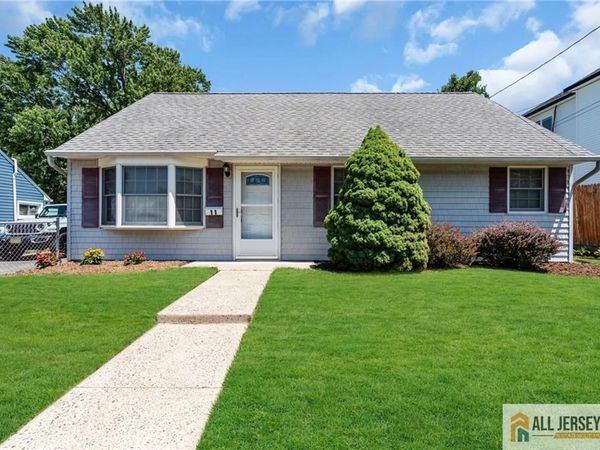 11 Richmond Road , Edison, NJ 08817
