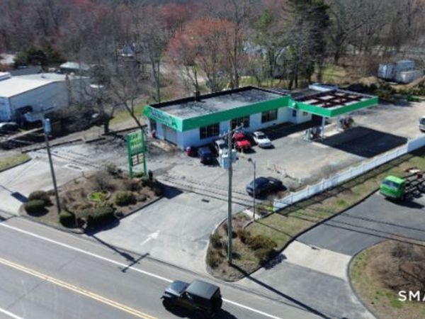 277 Boston Post , Old Saybrook, CT 06475
