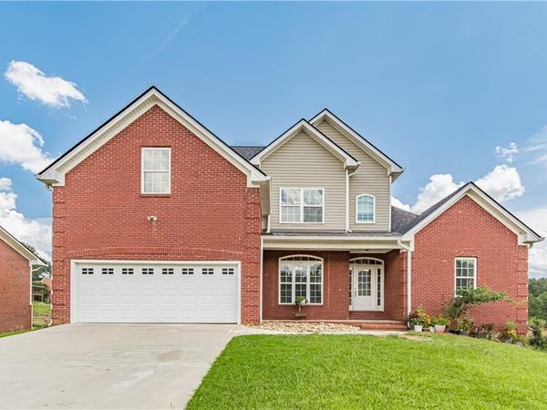 25 Westmoreland Lake Dr, Buchanan, GA 30113