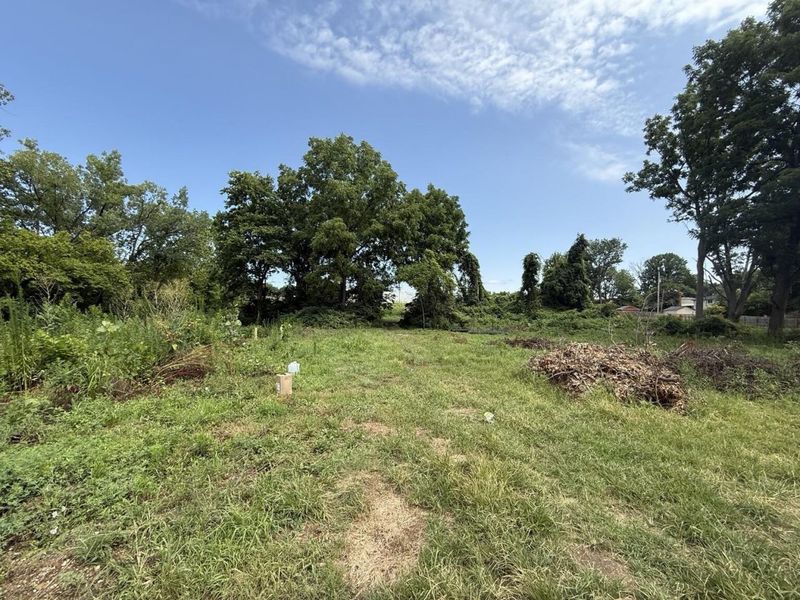 2454 Noe Bixby Road , Columbus, OH 43232 Photo 6