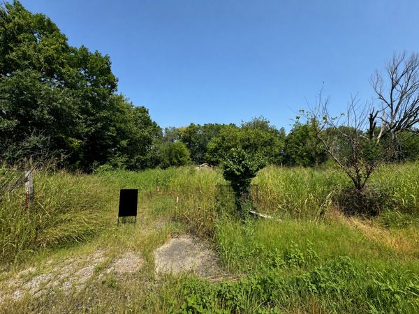 630 N Oak Street , Nowata, OK 74048