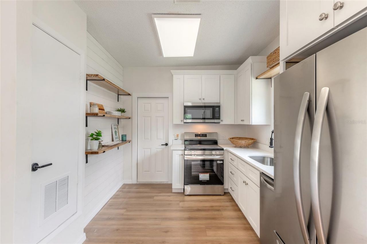 306 Sheldon Street, New Smyrna Beach, FL 32168 Photo