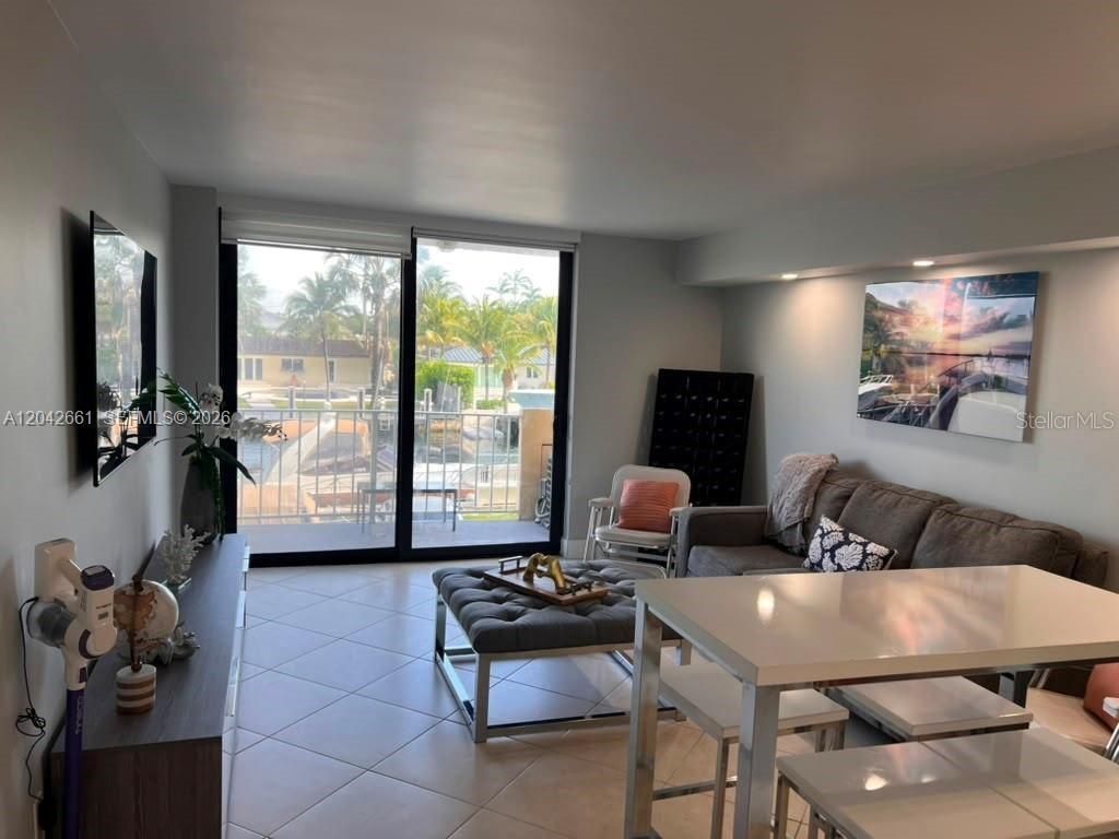 2350 NE 135th Street, Unit 209, North Miami, FL 33181 Photo