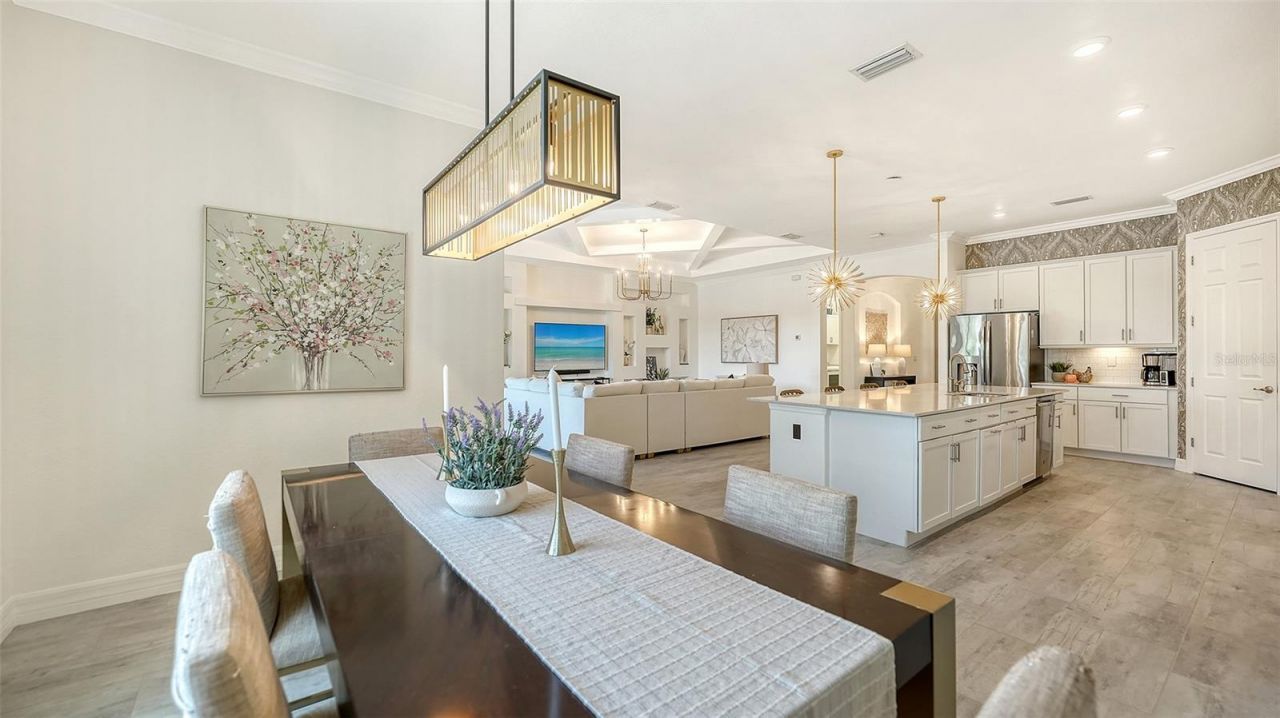7005 Whittlebury Trail, Lakewood Ranch, FL 34202 Photo