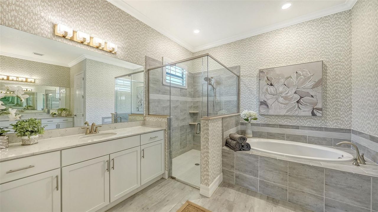 7005 Whittlebury Trail, Lakewood Ranch, FL 34202 Photo
