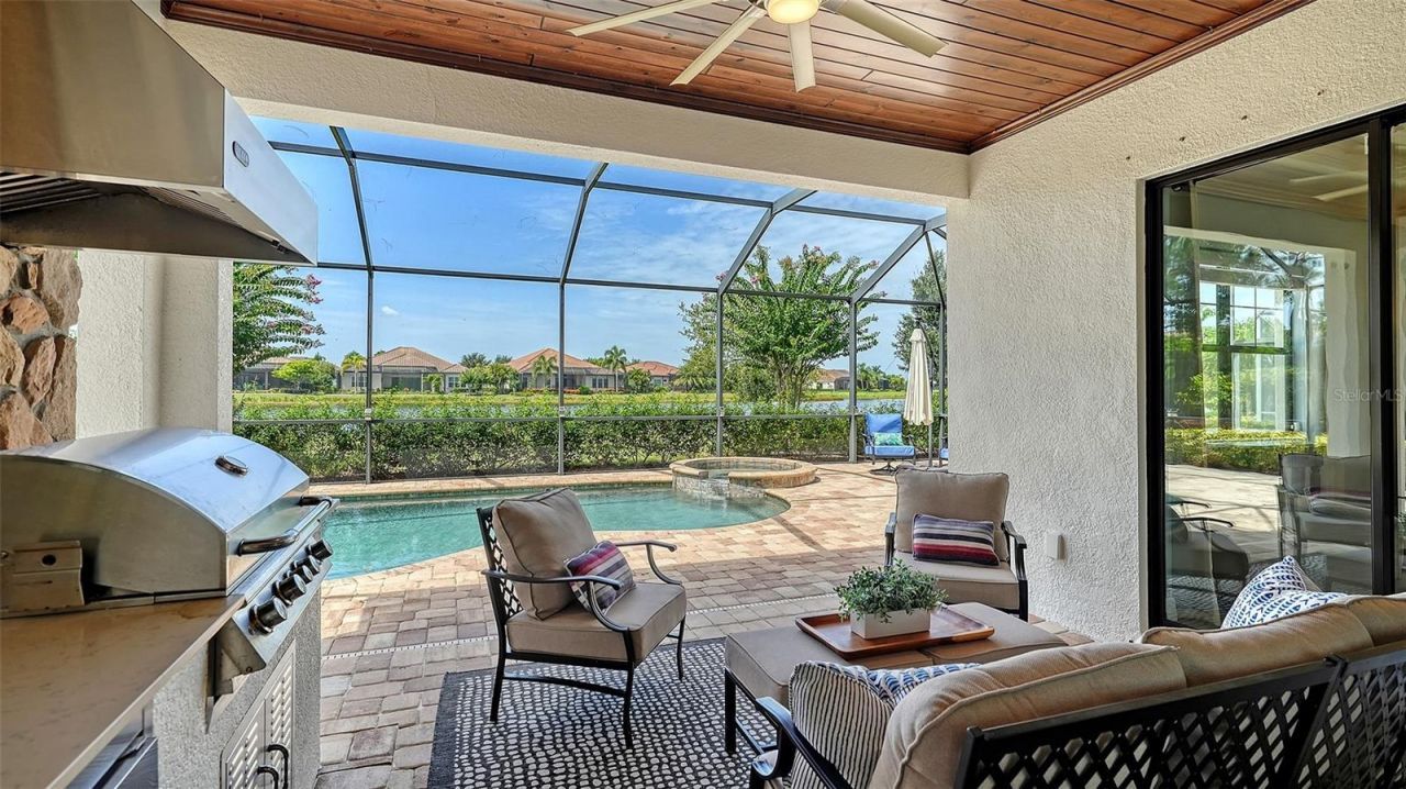 7005 Whittlebury Trail, Lakewood Ranch, FL 34202 Photo