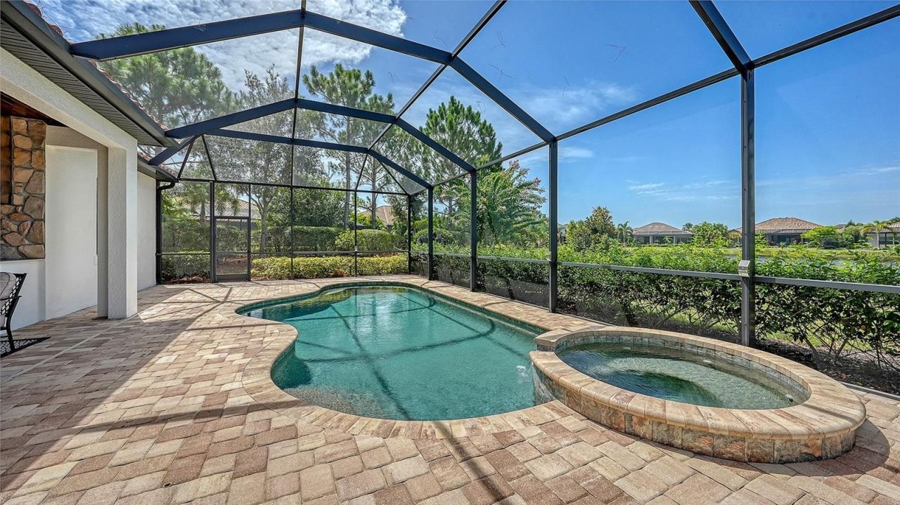 7005 Whittlebury Trail, Lakewood Ranch, FL 34202 Photo