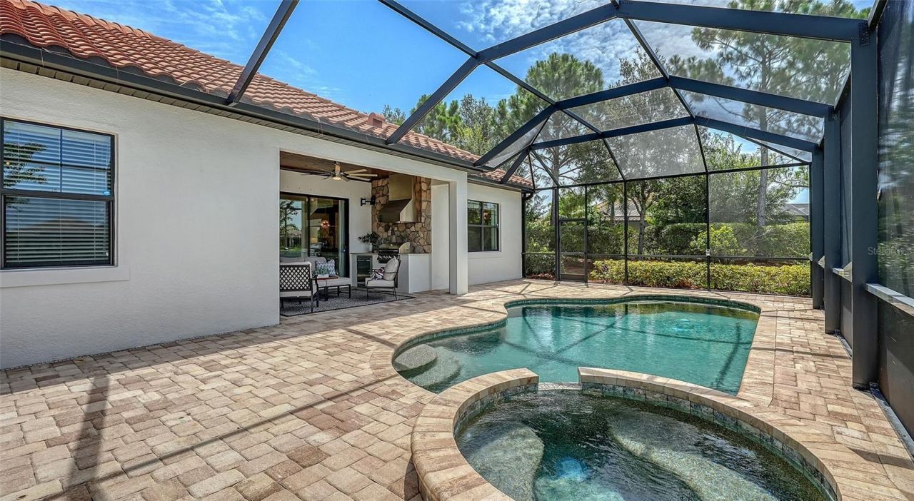 7005 Whittlebury Trail, Lakewood Ranch, FL 34202 Photo