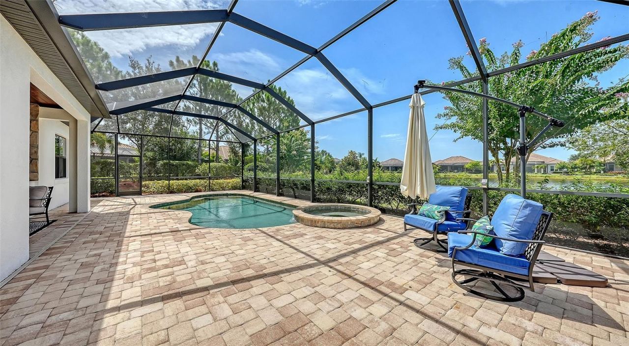 7005 Whittlebury Trail, Lakewood Ranch, FL 34202 Photo