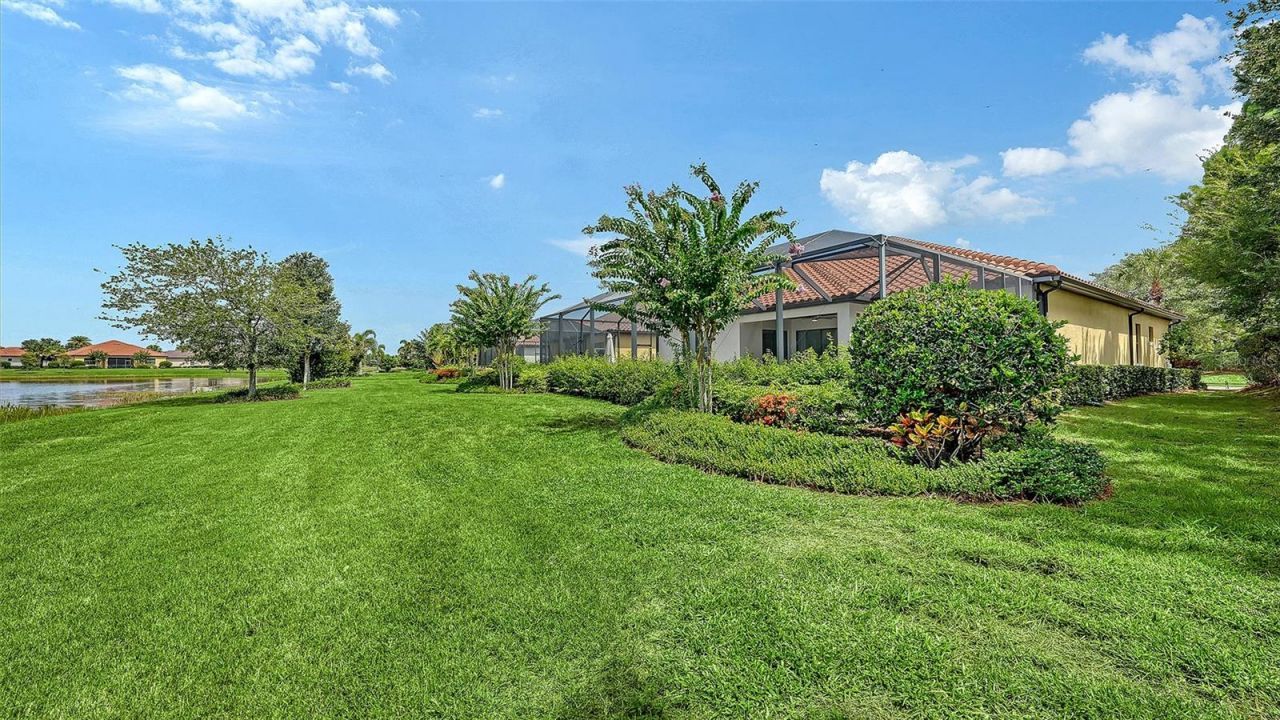 7005 Whittlebury Trail, Lakewood Ranch, FL 34202 Photo