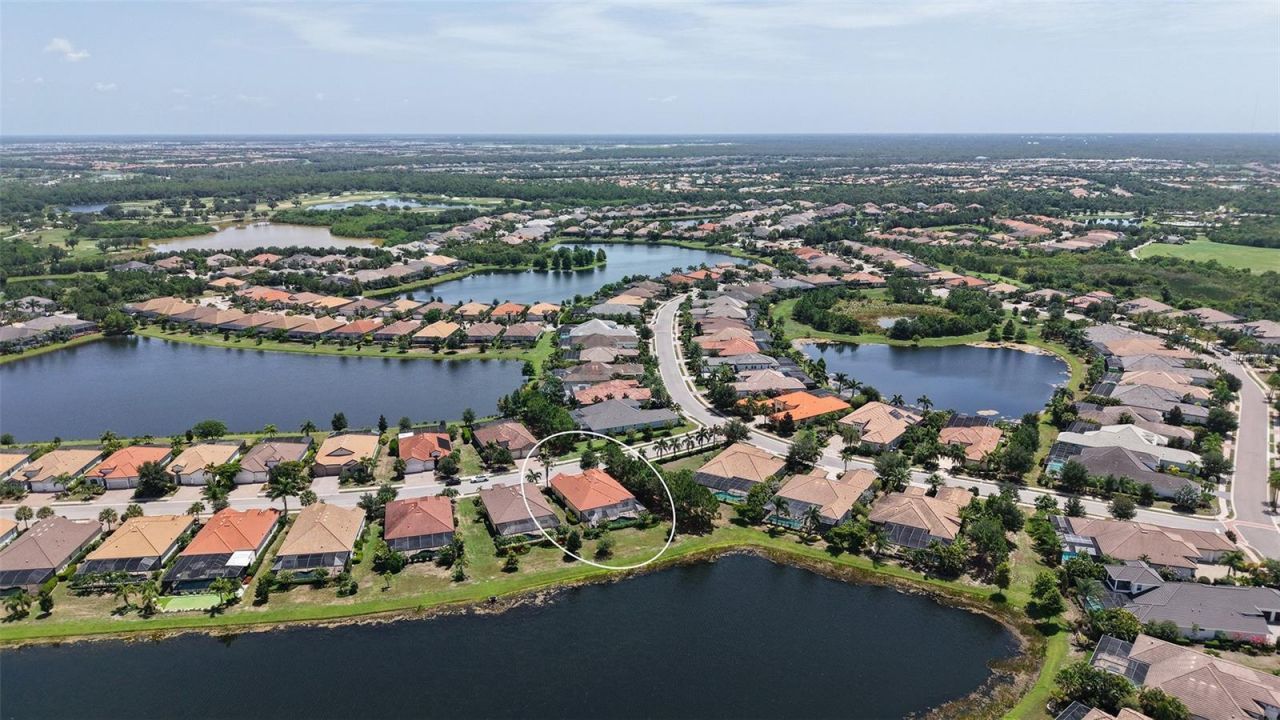 7005 Whittlebury Trail, Lakewood Ranch, FL 34202 Photo
