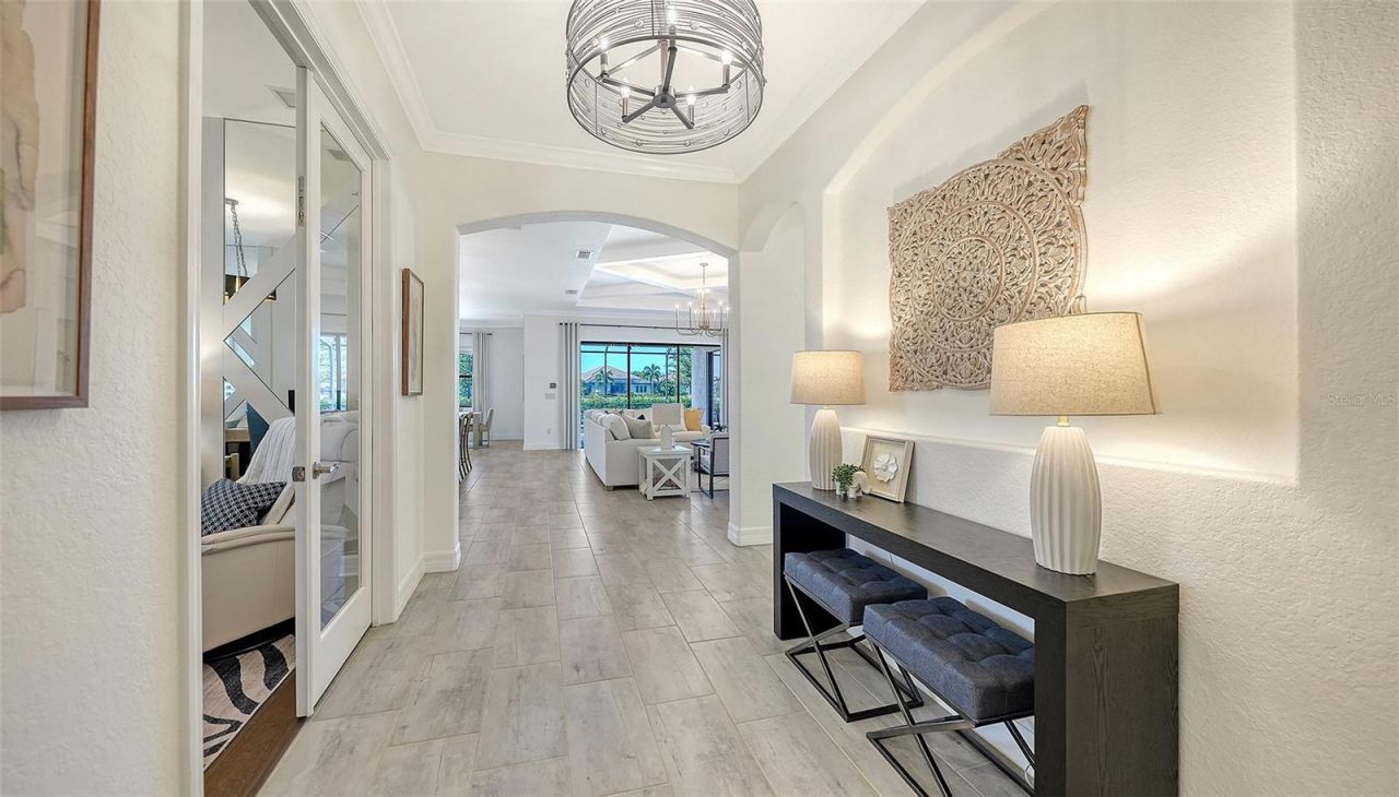 7005 Whittlebury Trail, Lakewood Ranch, FL 34202 Photo