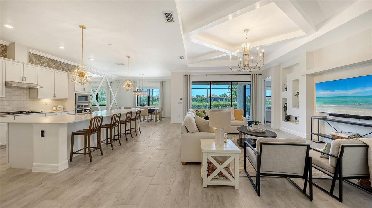 7005 Whittlebury Trail, Lakewood Ranch, FL 34202 Photo