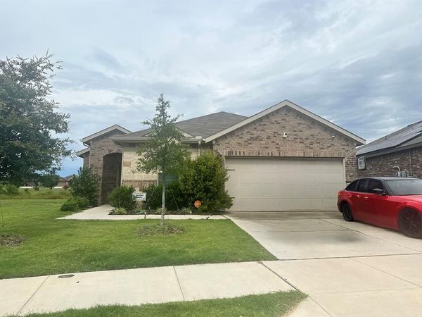 9312 Red Brush Trail , Fort Worth, TX 76131