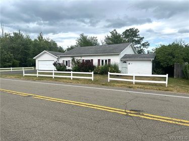7311 Sweetland Road , Derby, NY 14047