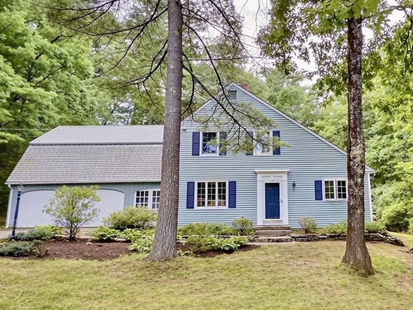 25 Echo Hill Rd, Amherst, MA 01002