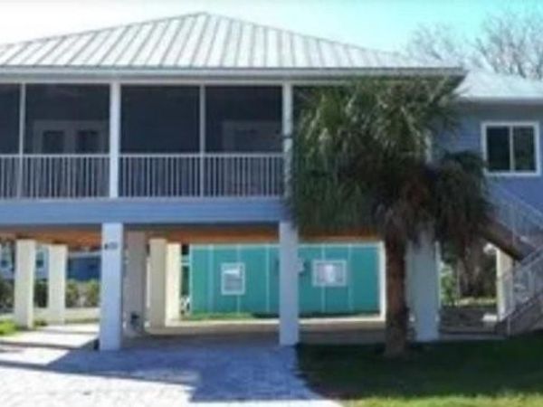 431 Lazy WAY, FORT MYERS BEACH, FL 33931