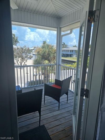 431 Lazy Way, Fort Myers Beach, FL 33931 Photo