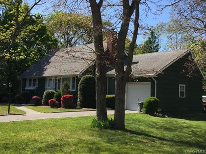 287 Amityville Street Islip Terrace, NY 11752