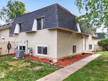3750 Conroy Trail E, Inver Grove Heights, MN 55076