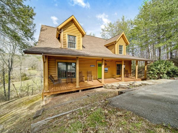 2023 Piney Overlook Lane , Pigeon Forge, TN 37862