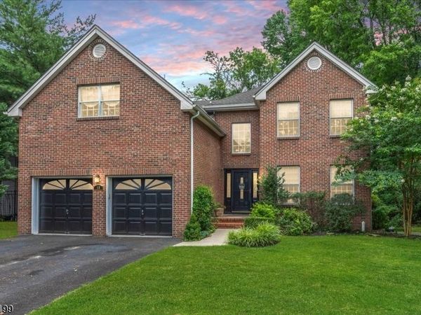 18 Jacobs Ln, Scotch Plains, NJ 07076