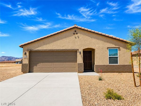 710 E Huyana Wind Drive , Pahrump, NV 89048