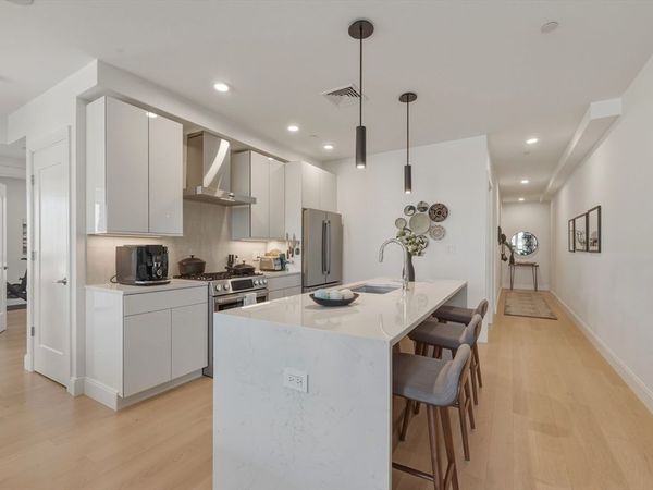20 W 5th St, Unit 3I, Boston, MA 02127