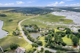 2363 Sol Legare Road photo 4